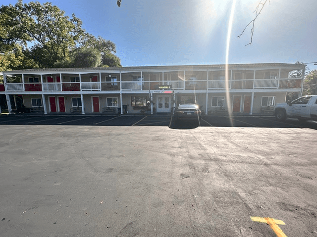 Cozy Corner Motel Building & Parking